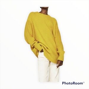 ZARA Mustard Yellow Oversized Boyfriend Pullover Sweater Size Medium Cozy Warm